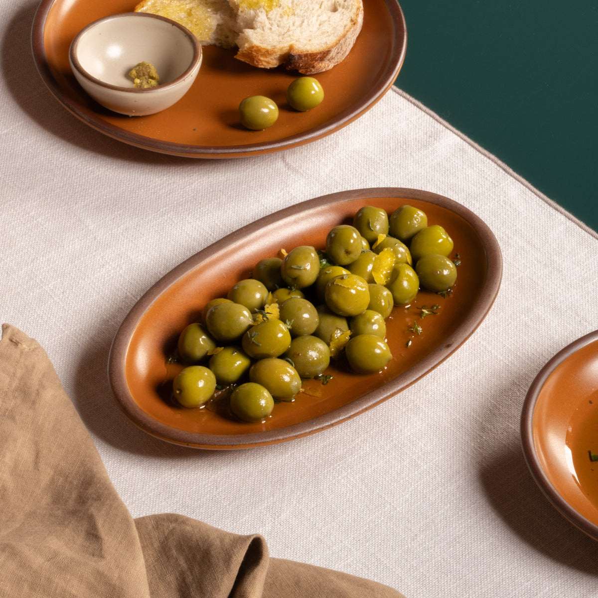 East Fork Small Oval Platter - Bittersweet