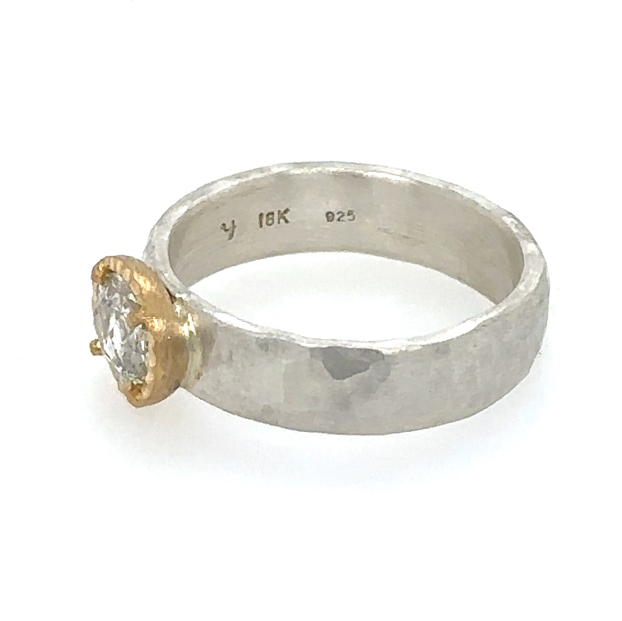 Camellia Mounted Icy Diamond Band
