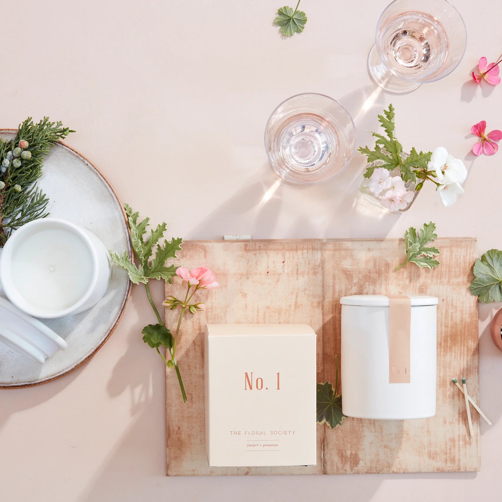 Essential Oil Candle - Juniper + Geranium