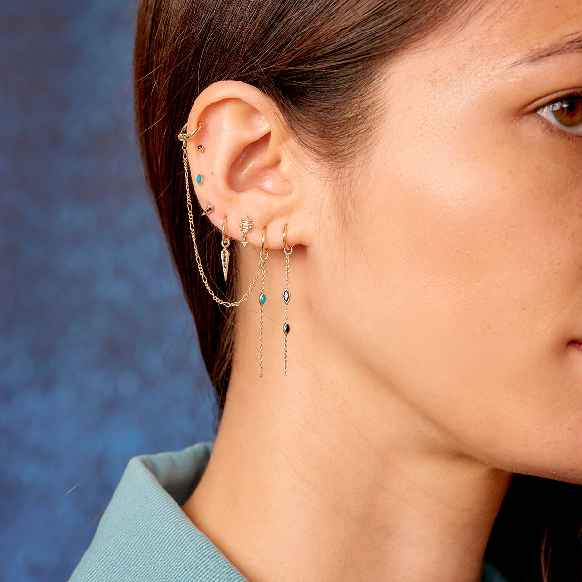 9k Mini Claw Marquise Stud (SINGLE)