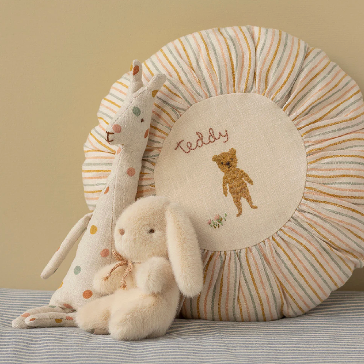 Mini Plush Bunny - Cream