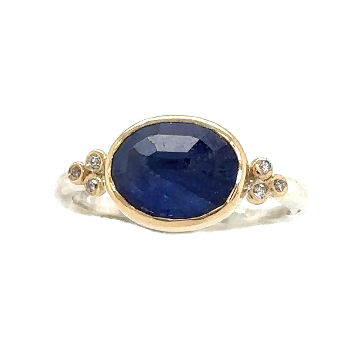 Belén Royal Blue Sapphire Ring with Diamonds