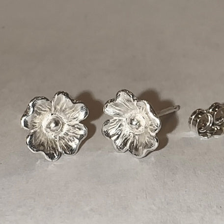 Silver Dogwood Studs