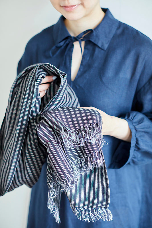Roserie Scarf Lucas Black