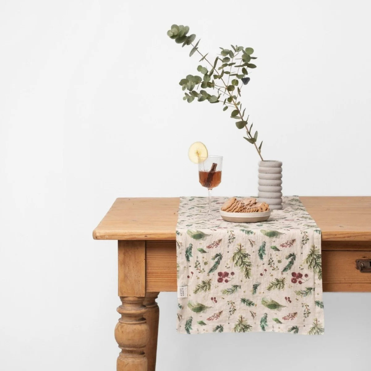 Linen Table Runner - Winter Berries (16" x 59")
