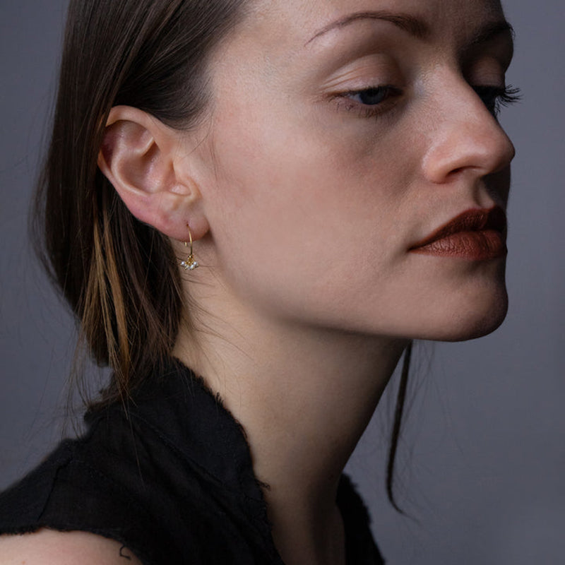 18k Baby Hoops Earrings with Pearl Cluster