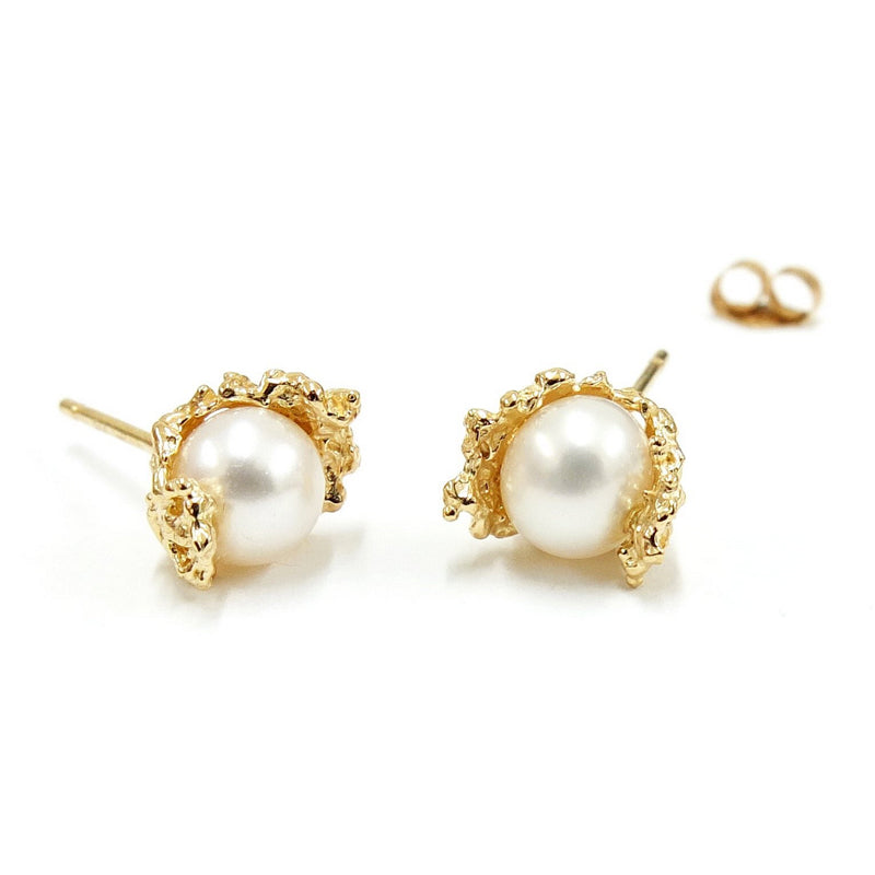 14k Studs w/ Fresh Water Pearls