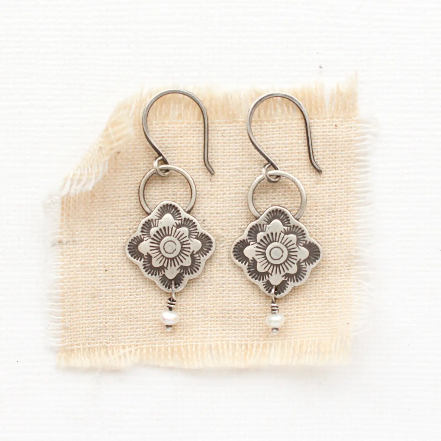 Bloom Pearl Earrings
