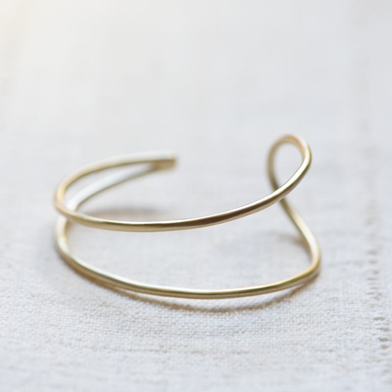 Outline Cuff (Brass)