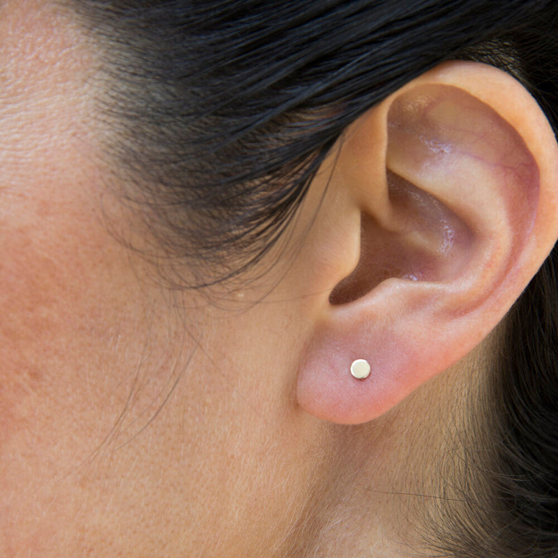 Small Flat Studs - 14k
