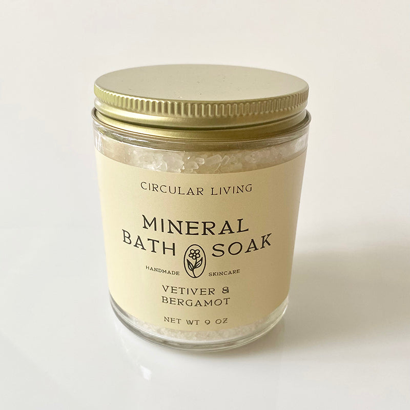Mineral Bath Soak (Vetiver + Bergamot)