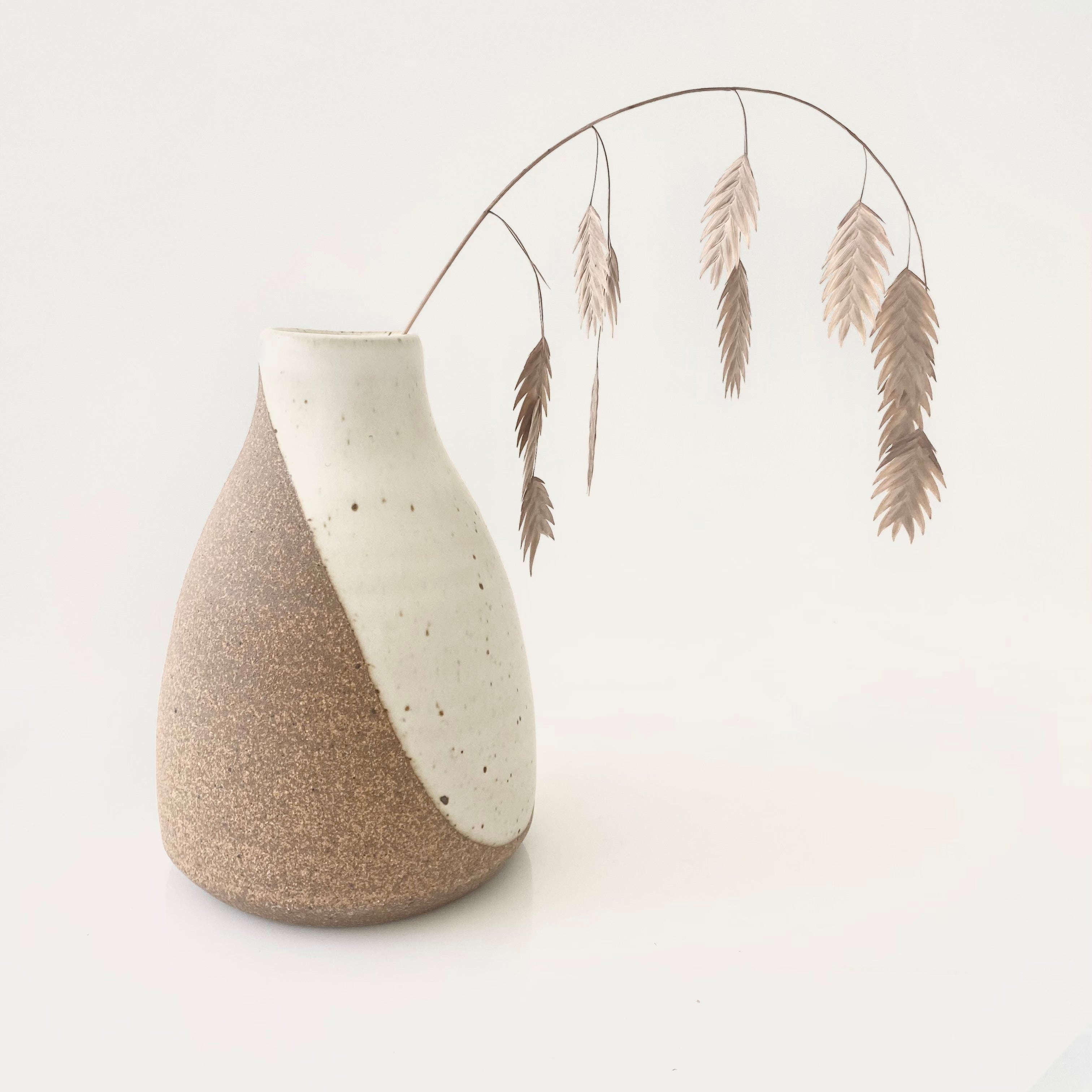 LAIL Bottle Vase - Raw Clay / Bone White