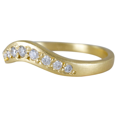 14K Arch Diamond Band - KESTREL