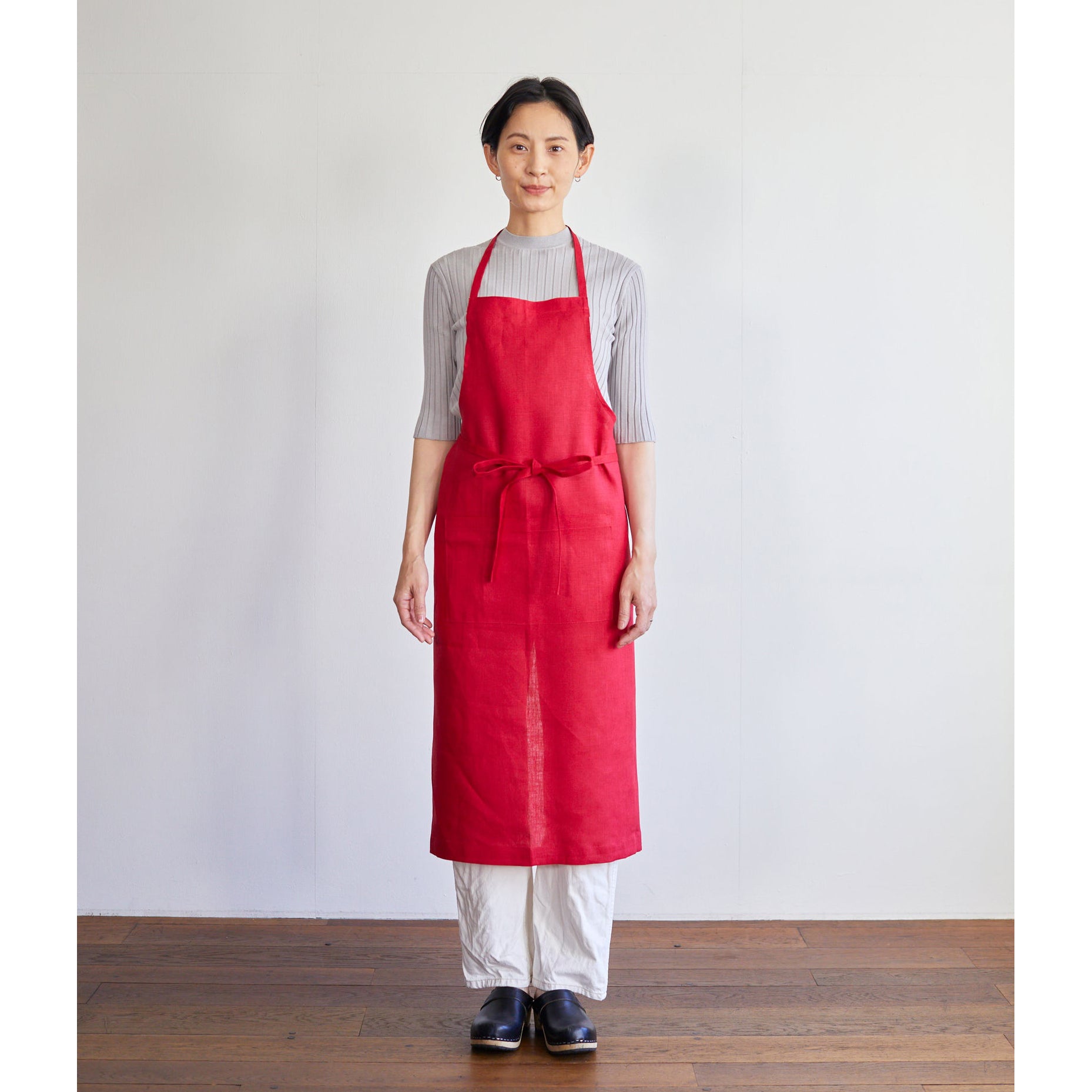 Linen Daily Apron (Poppy Red)