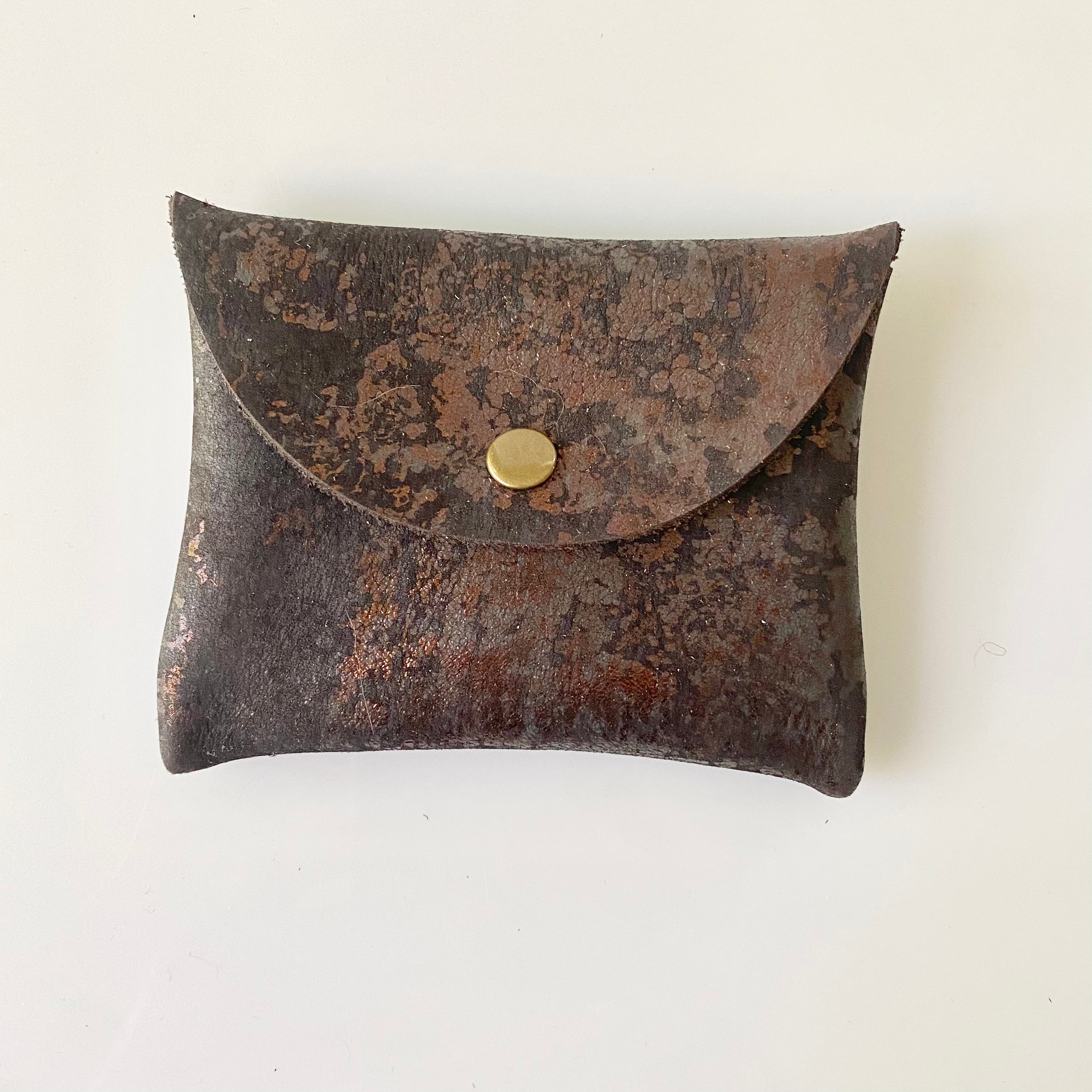 Medium Leather Snap Pouch