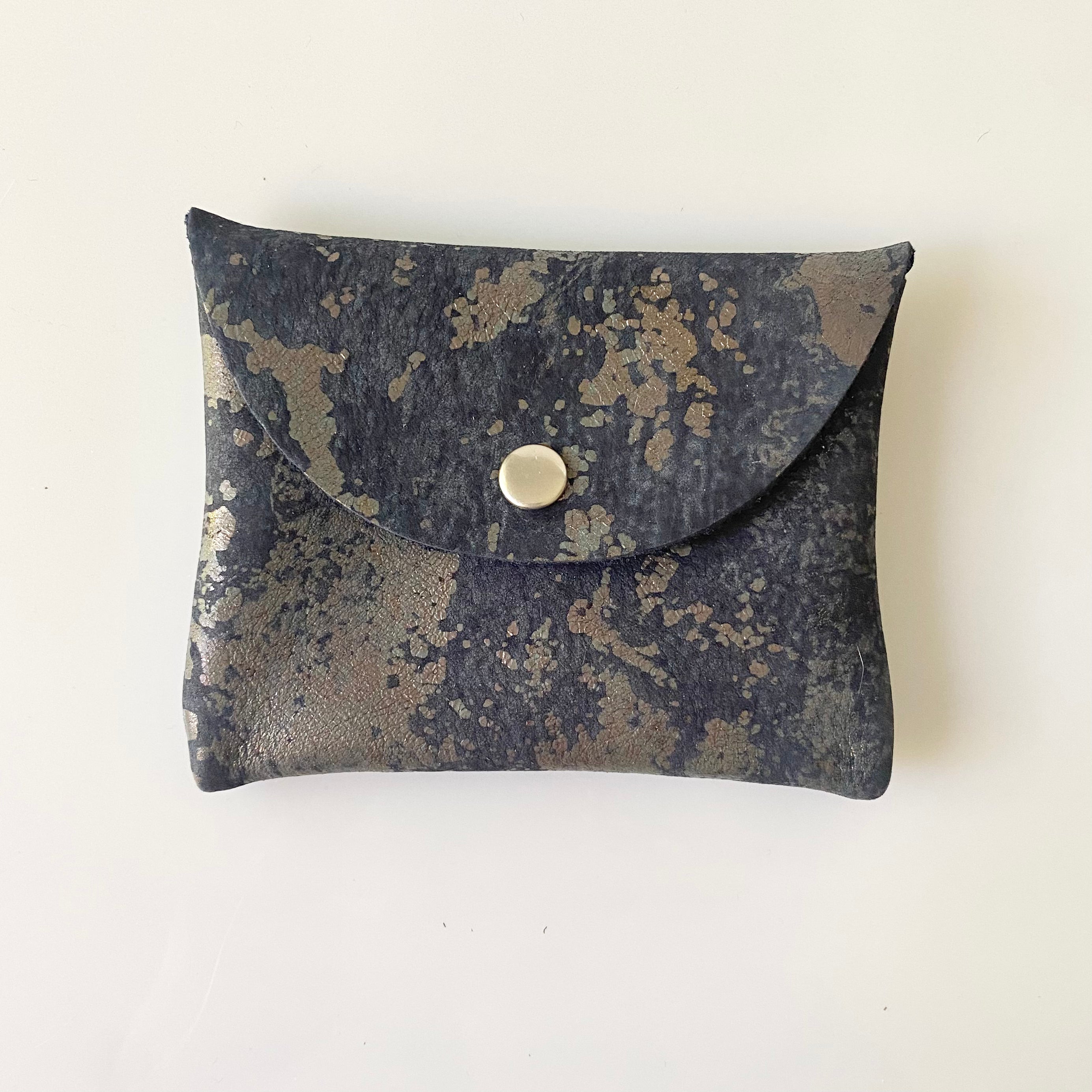 Medium Leather Snap Pouch