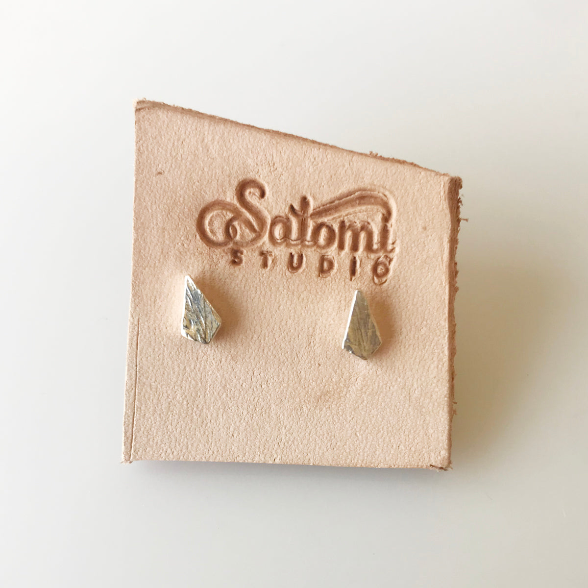 Sterling Kite Studs - KESTREL