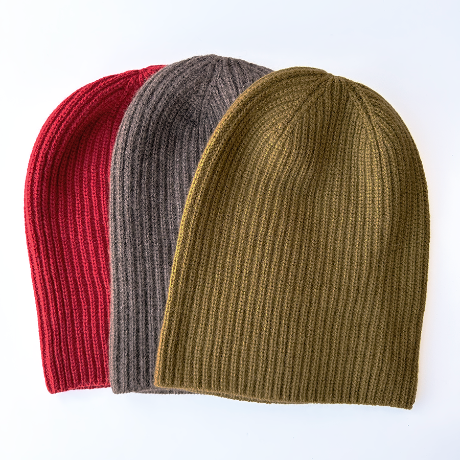 Uniqlo top cashmere hat