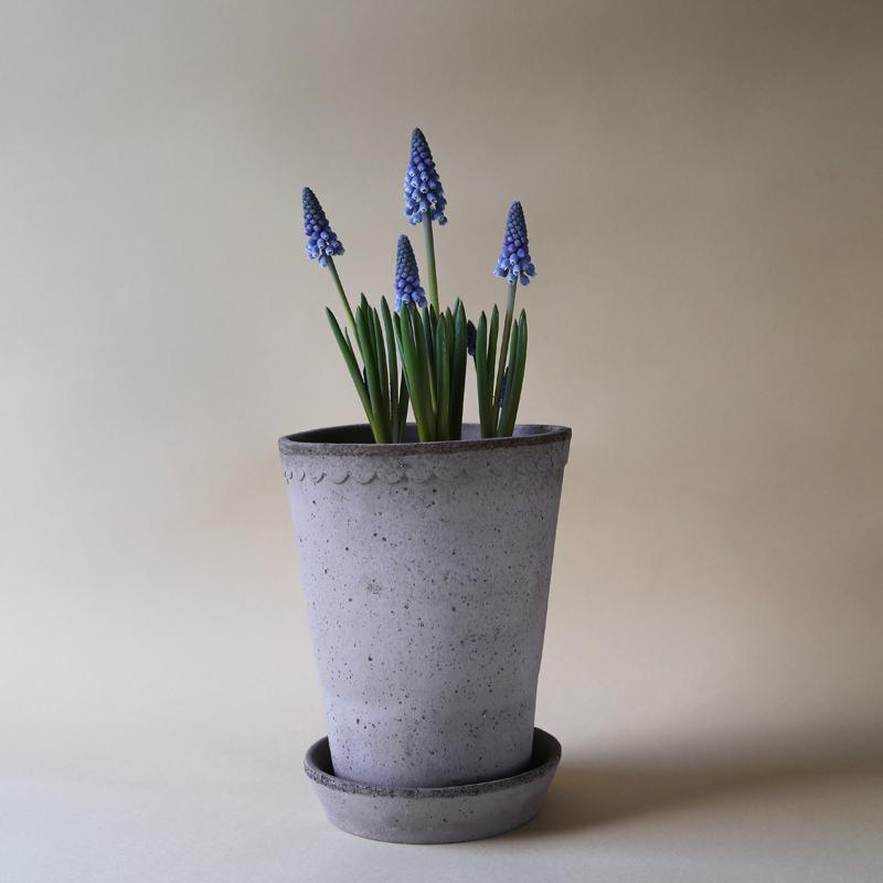 Helena Tall Pot - Grey