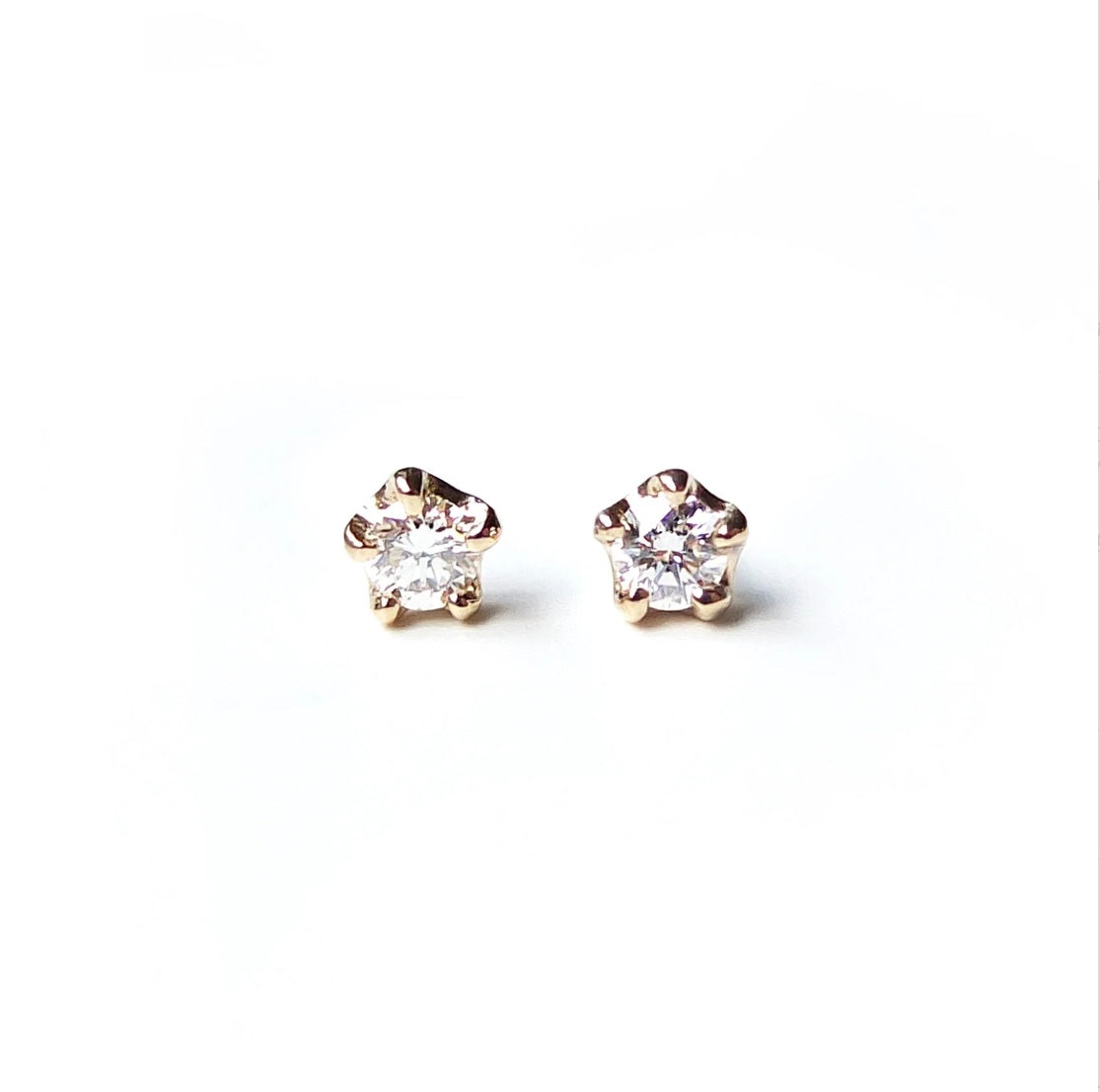14k Brilliant Diamond Studs