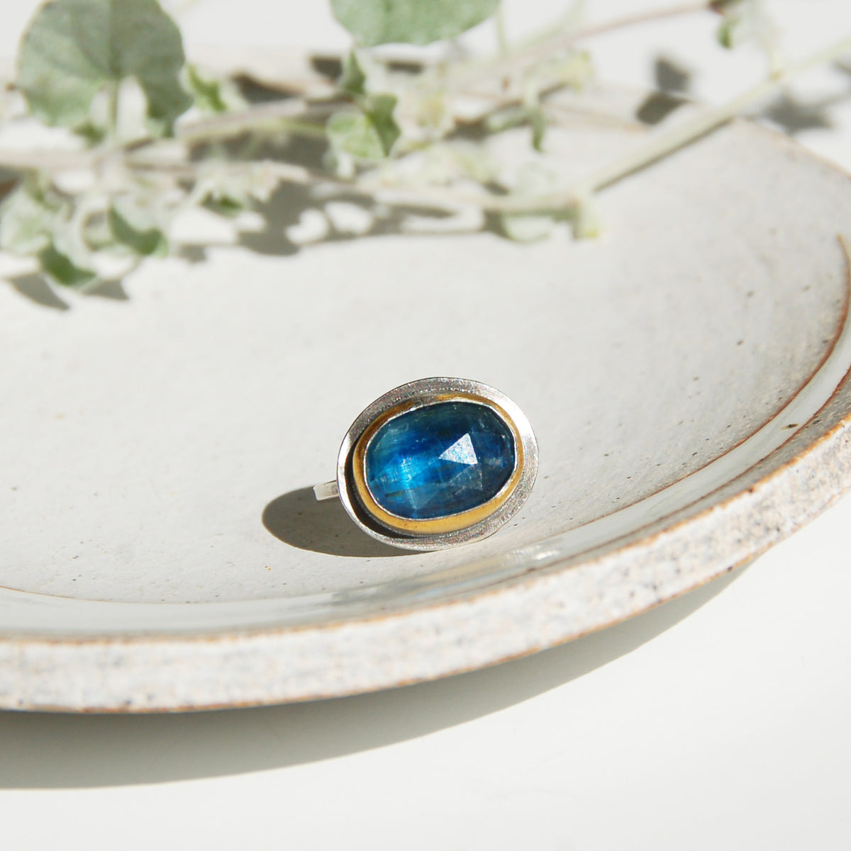 Cerulean Blue Kyanite Keum-Boo Rim Ring