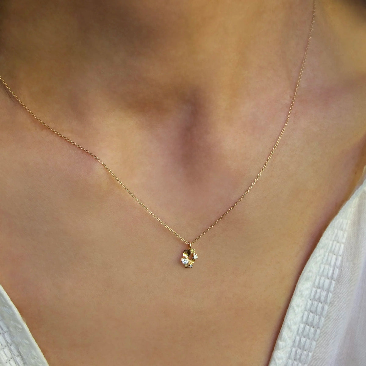 Love-in-Idleness Necklace