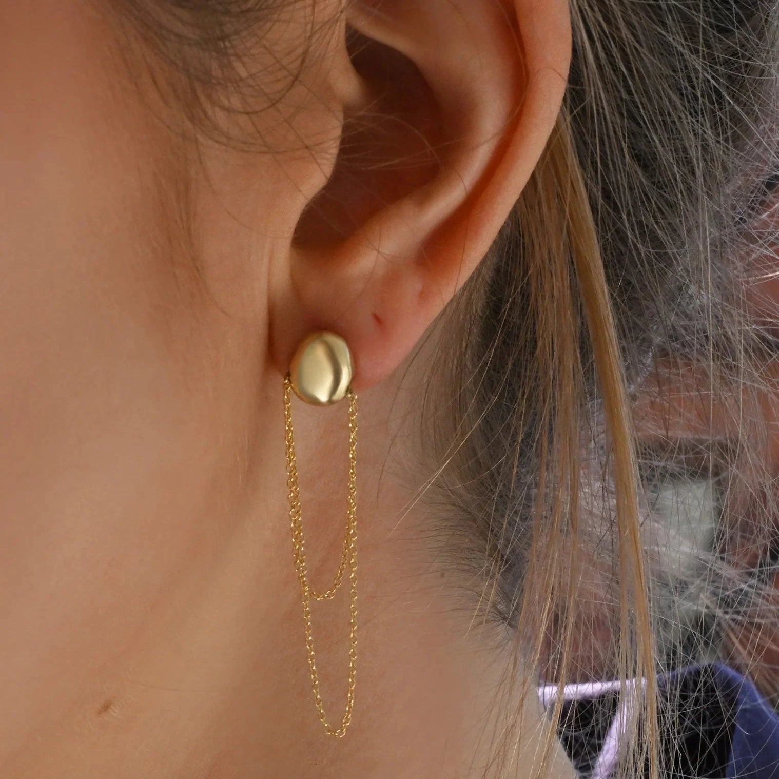 Drippy Chain Stud Earrings