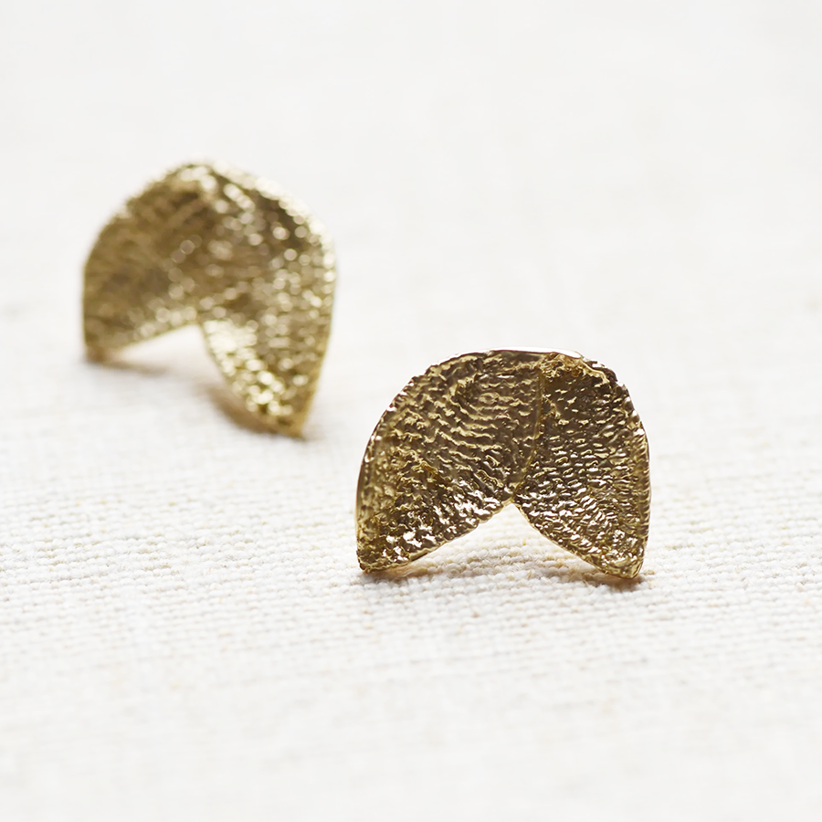 Brass Double Leaf Stud