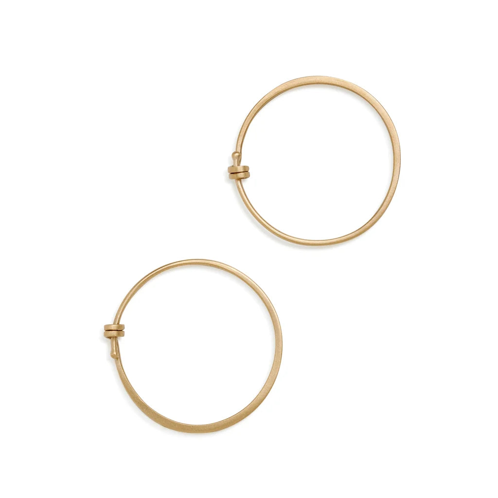 Wee Dainty Round Hoops