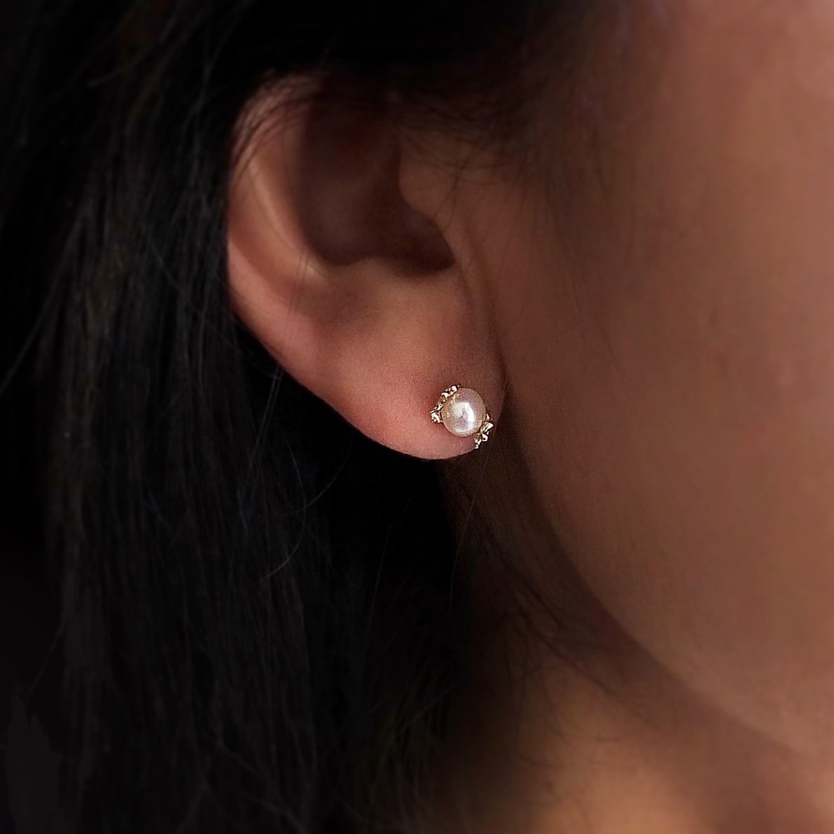 14k Studs w/ Fresh Water Pearls