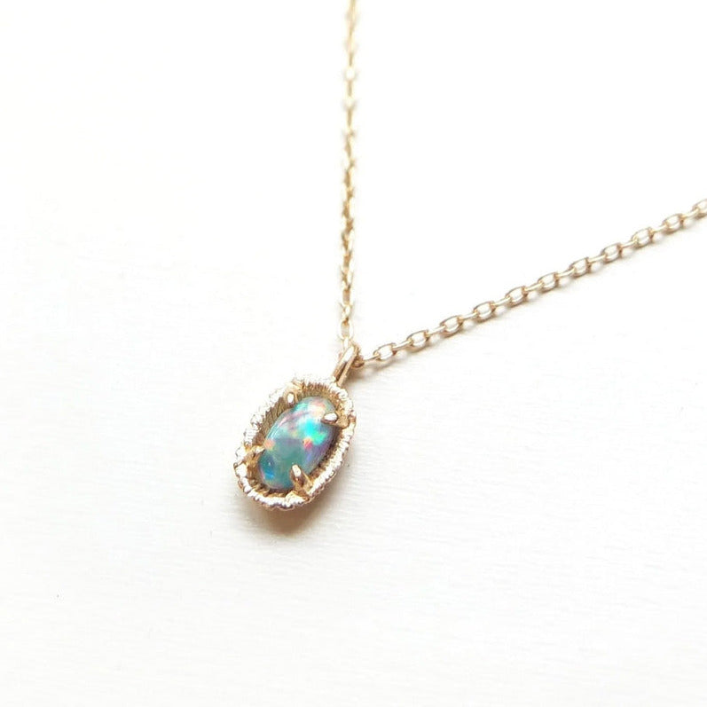 14k Oval Opal Necklace