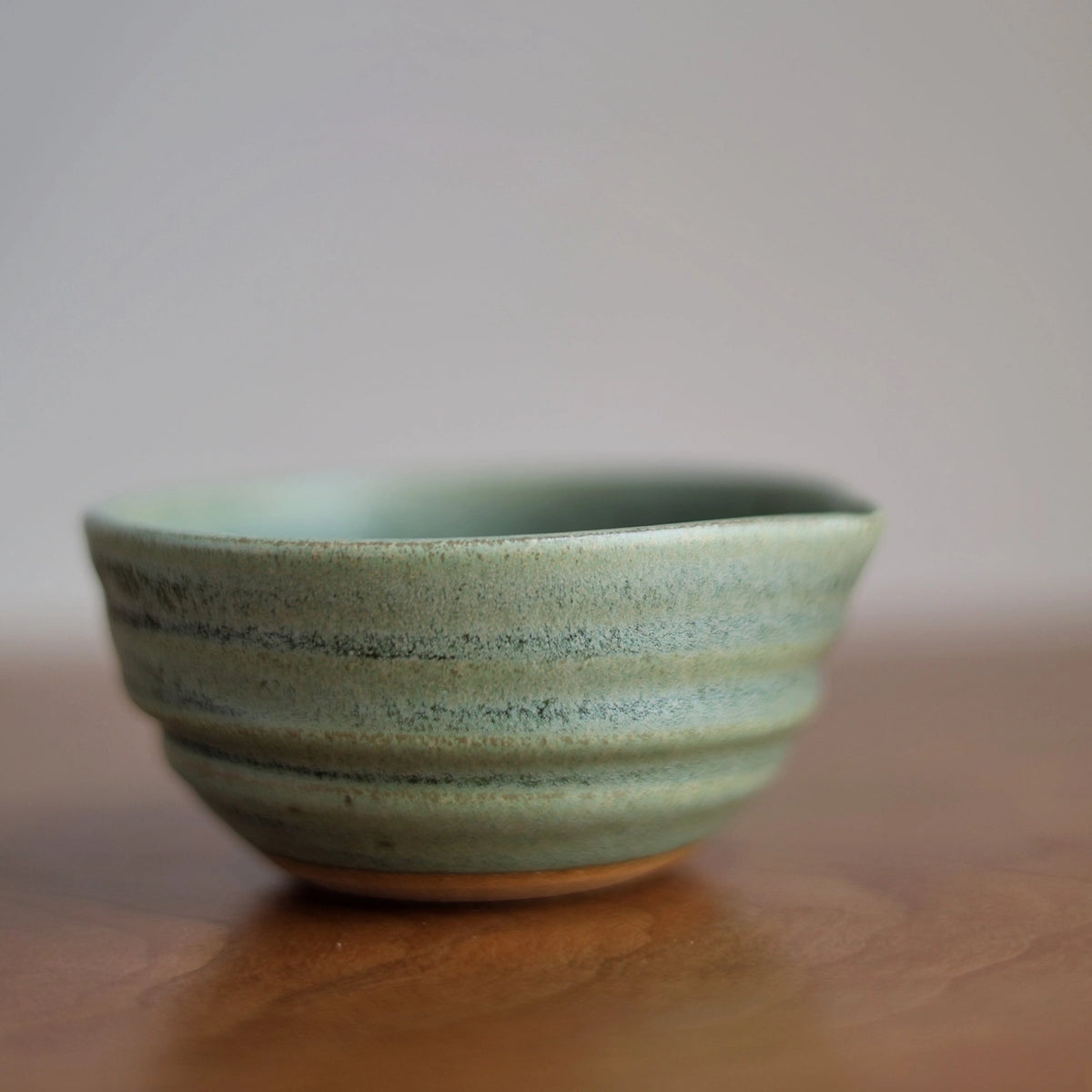 Ceramic Pouring Bowl (Small) - Green