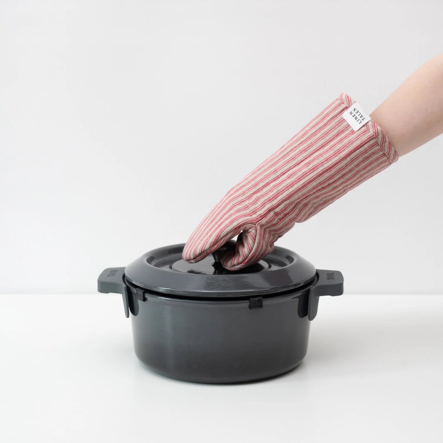 Linen Oven Mitt - Red/Natural Stripe