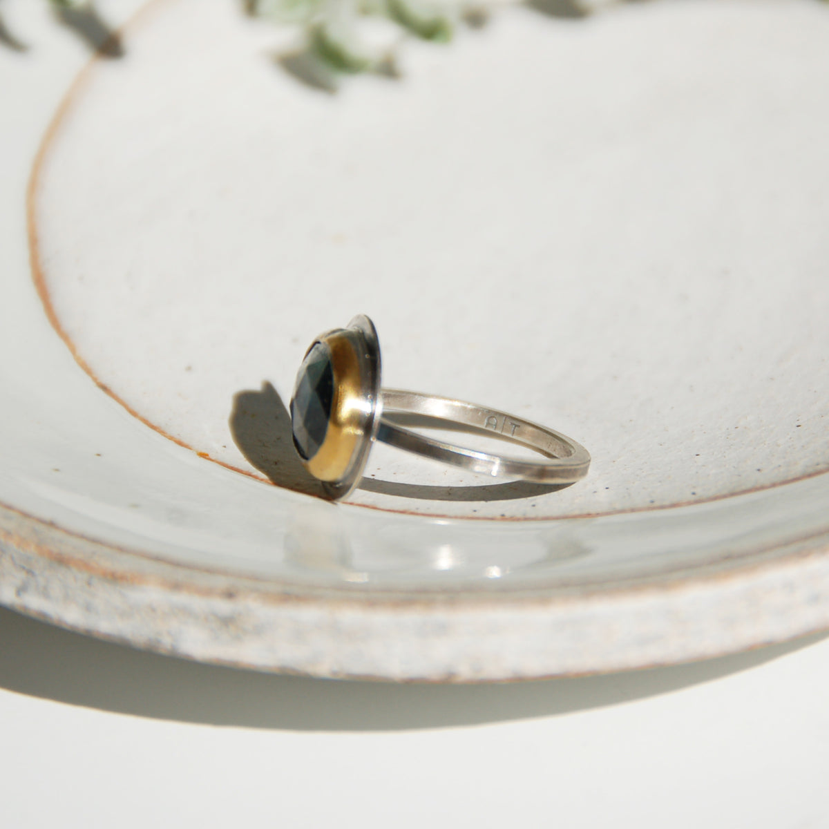 Royal Kyanite Keum-Boo Rim Ring