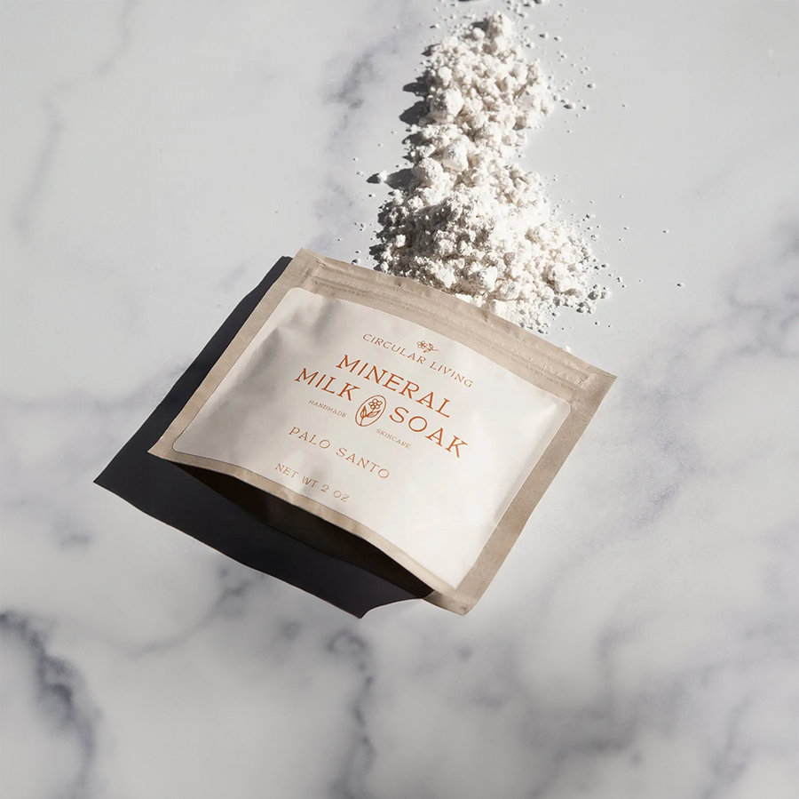 Mineral Milk Bath Soak - Palo Santo 2oz