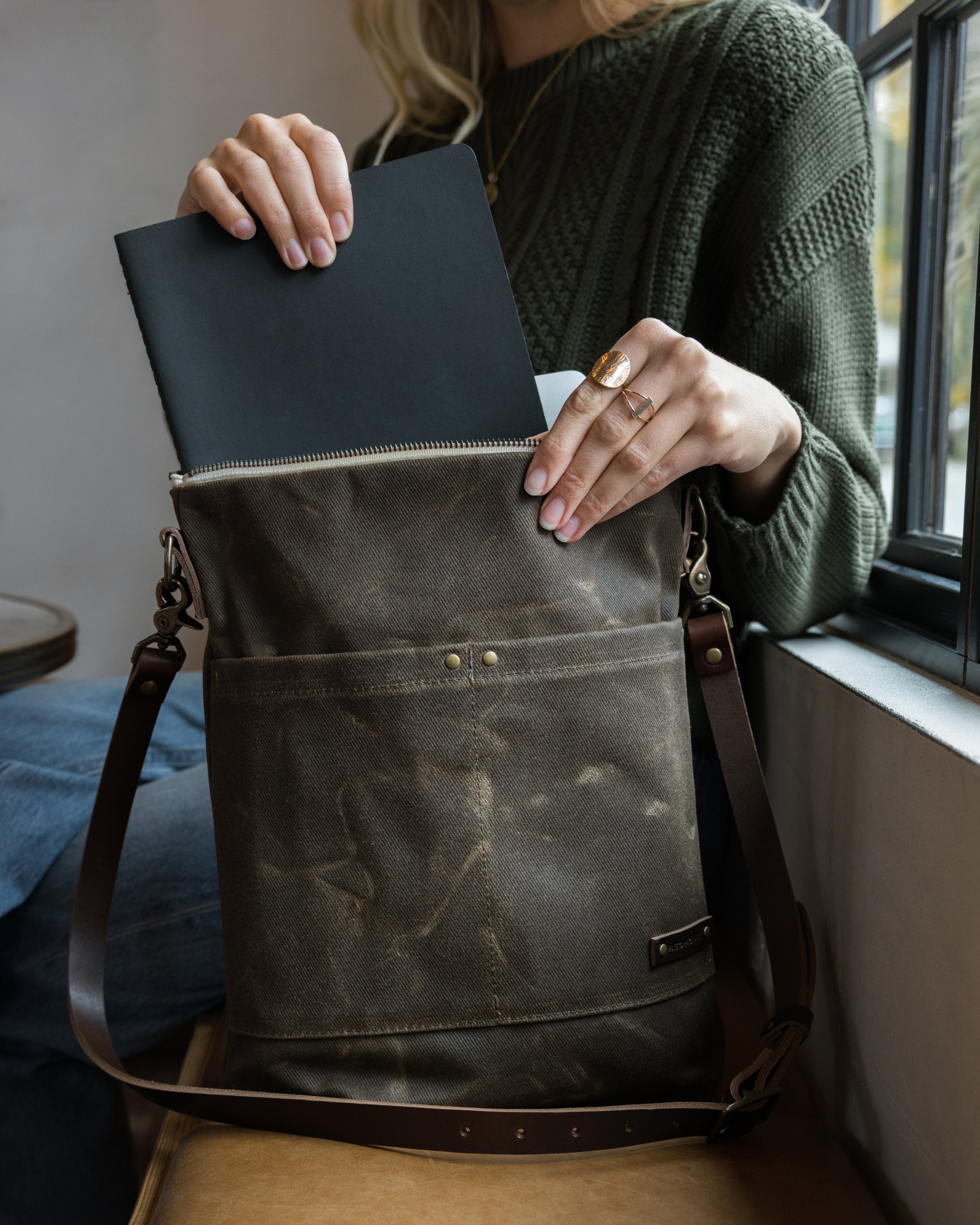 The Laptop Bag - Oak