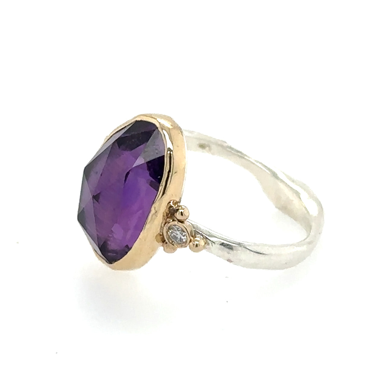 Lilla Amethyst Ring with Diamonds