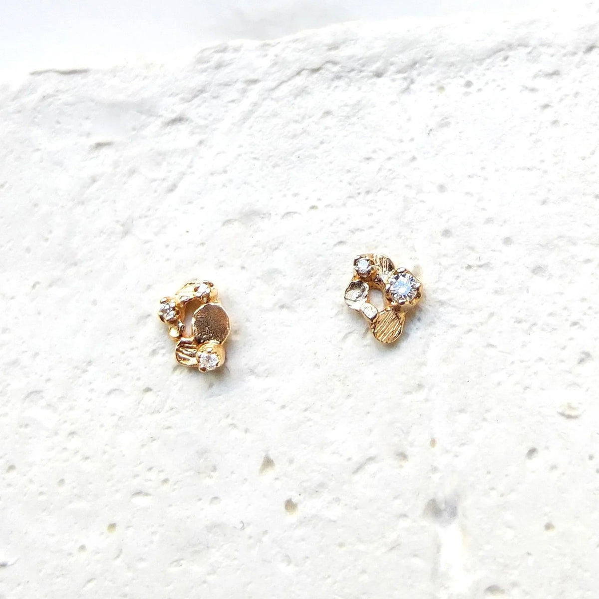 Love-in-Idleness Earrings