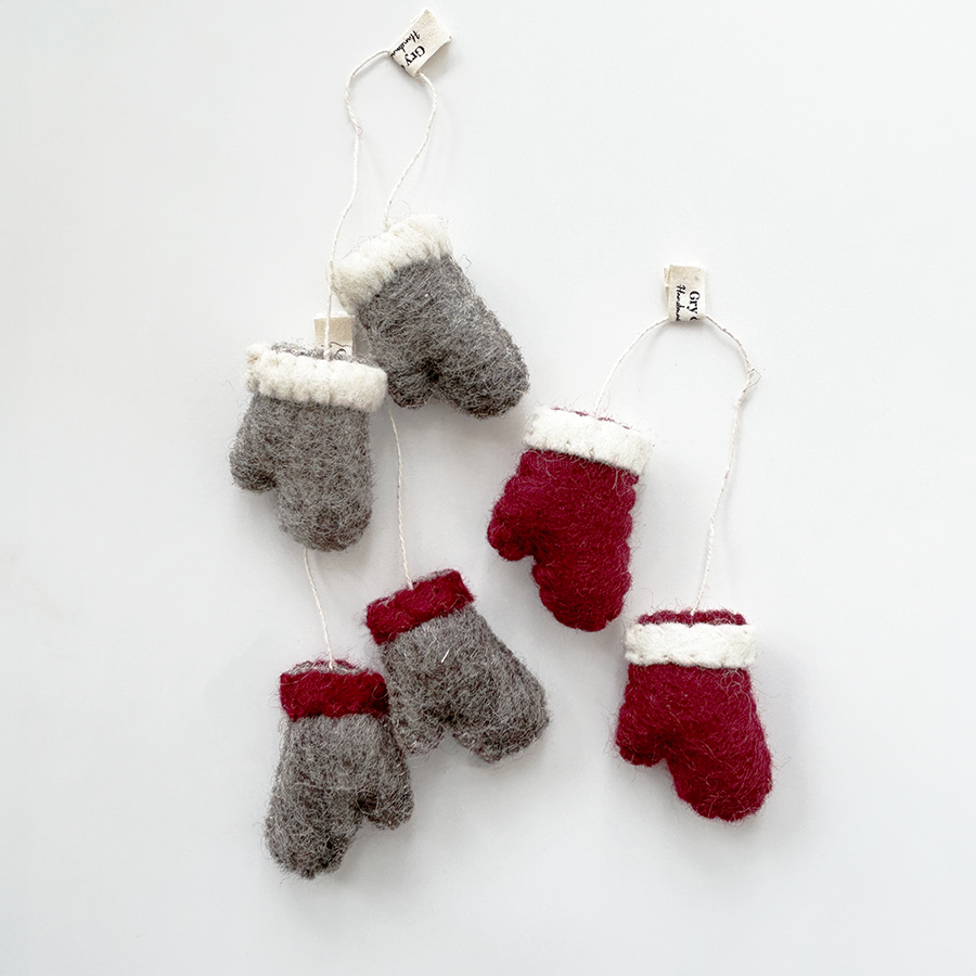 Felt Mittens Ornament (Assorted)