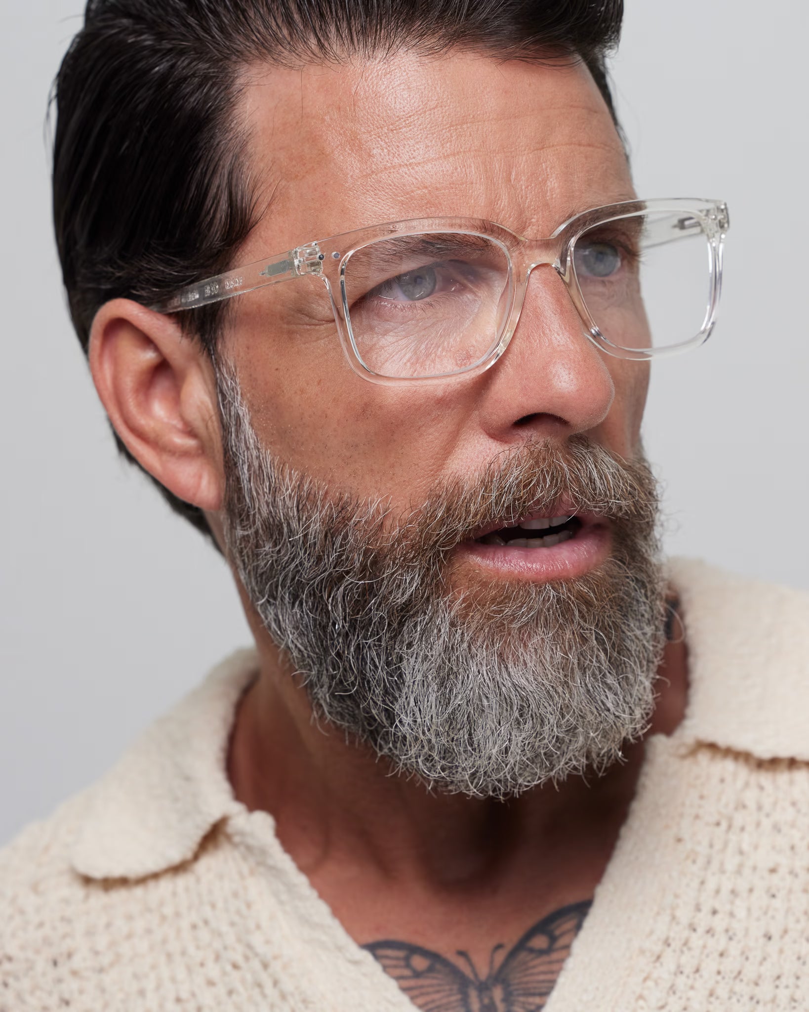 #L Reading Glasses - Crystal