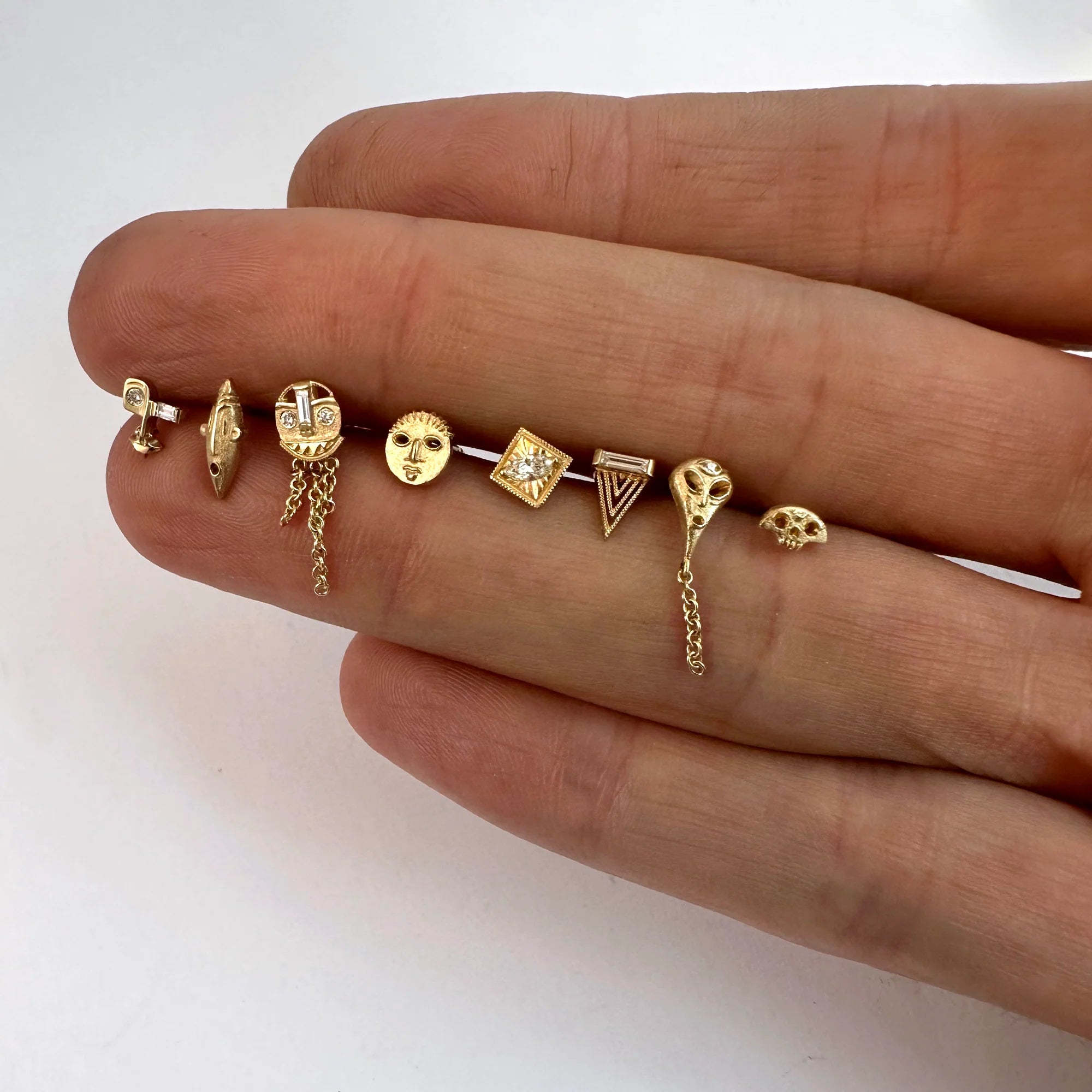 14k Bitty Skull Studs
