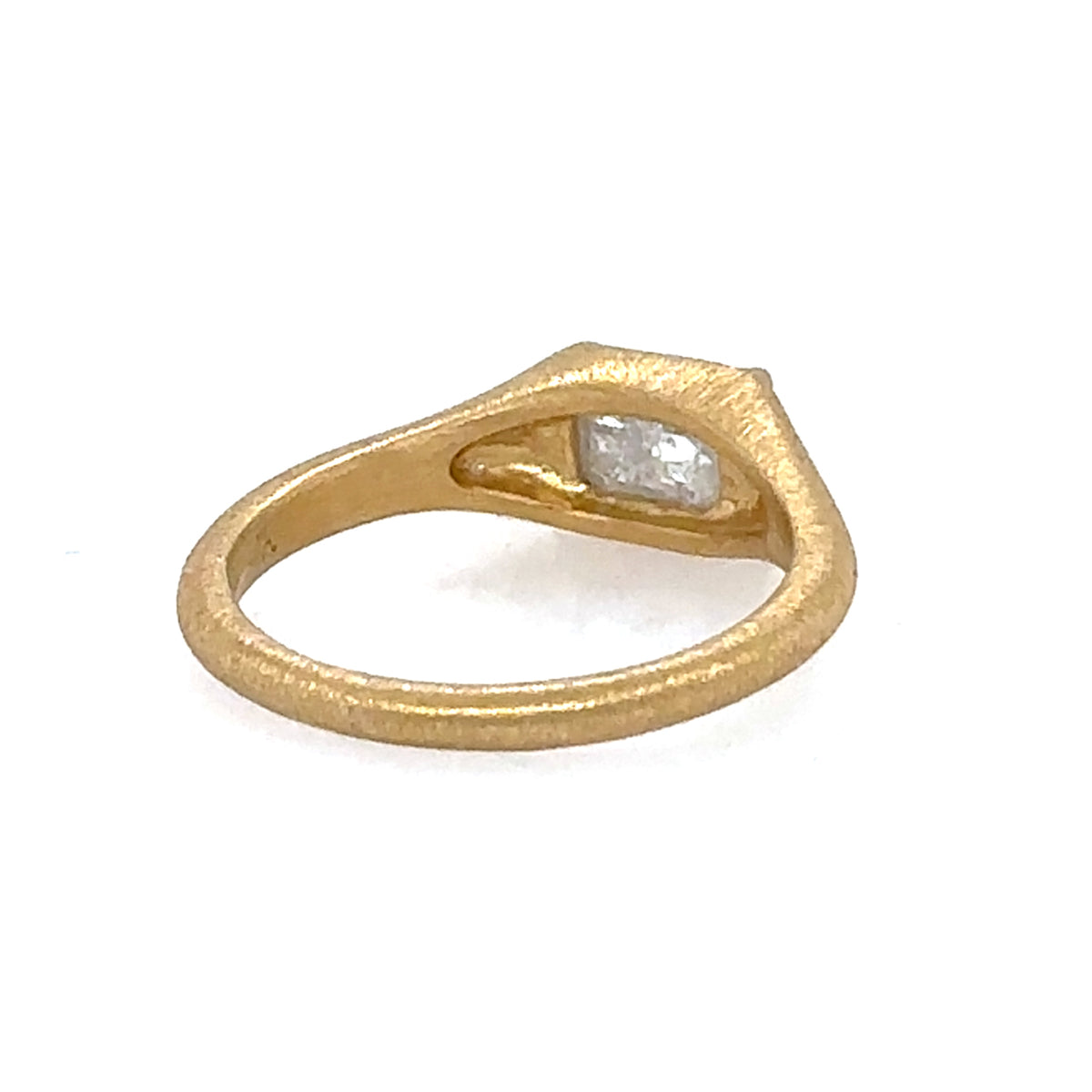 18k Light Grey Zen Diamond Ring