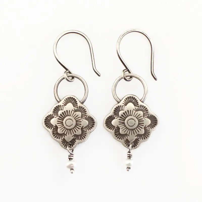 Bloom Pearl Earrings