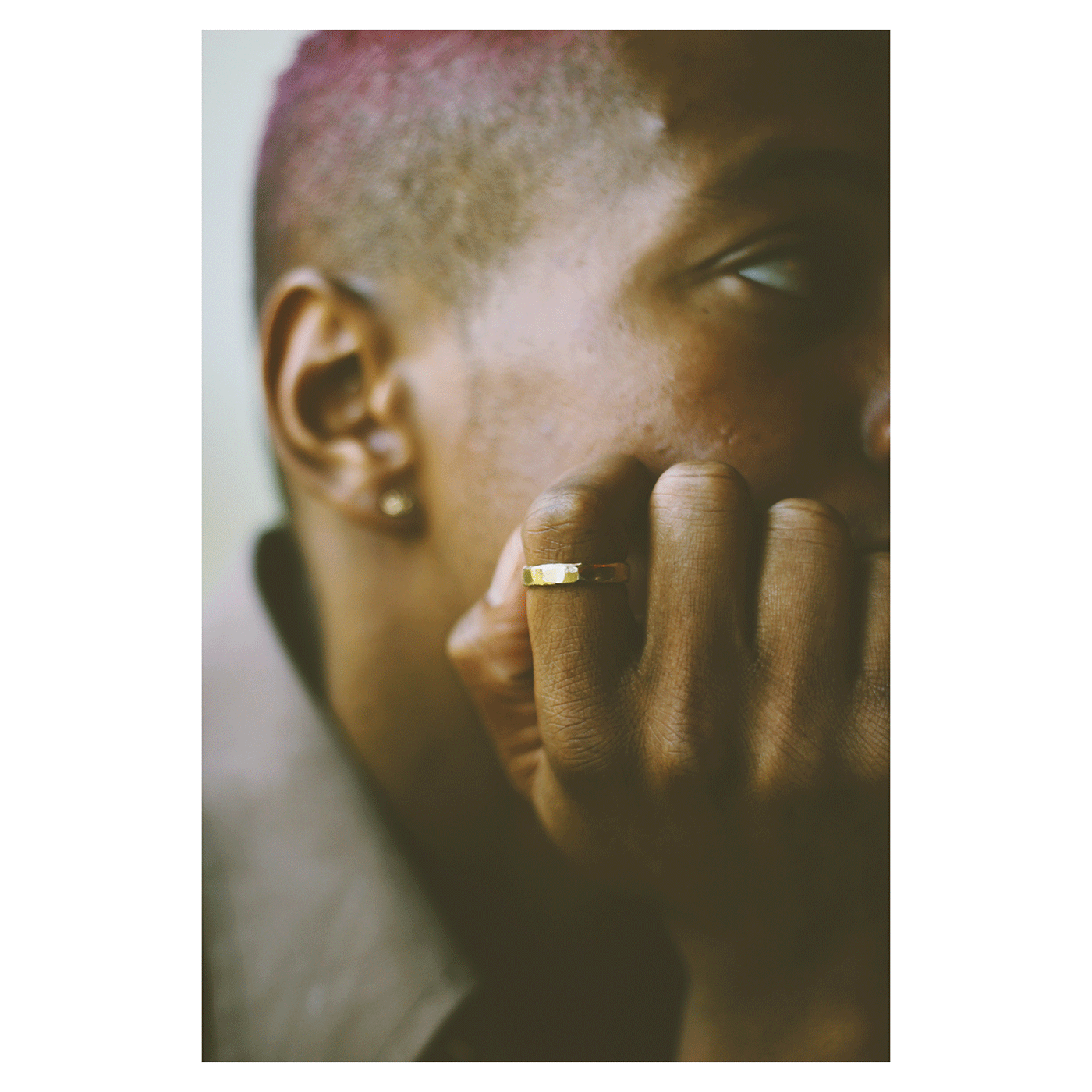 14k 4mm White Gold Hammered Band