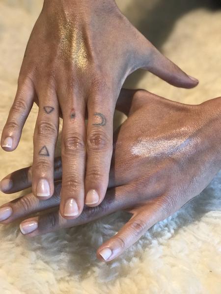 Glow Highlighter - KESTREL