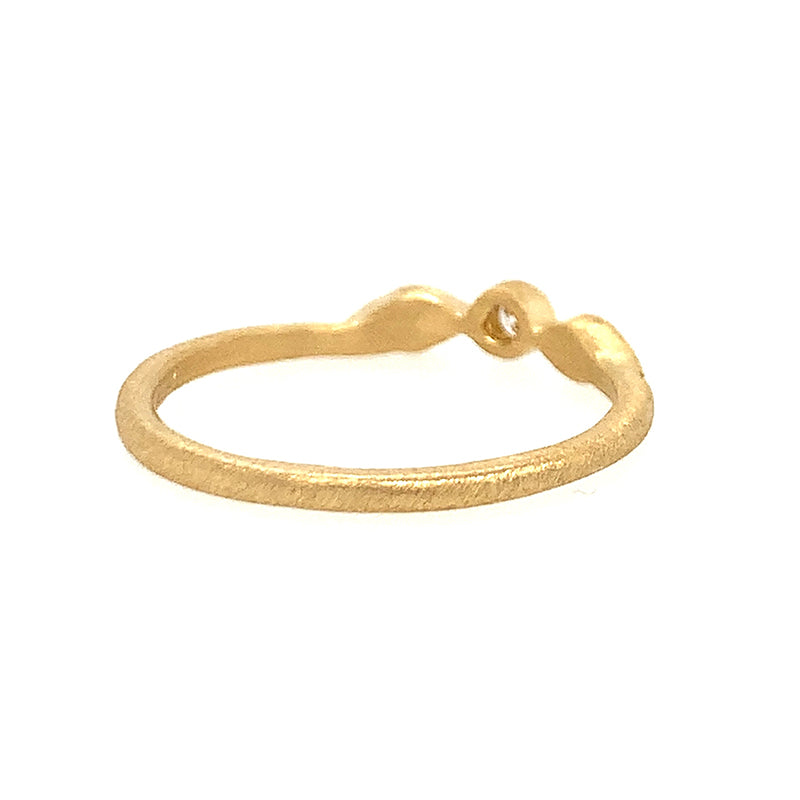 18K Seedling Diamond Bezel Ring