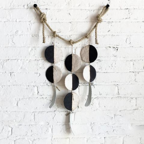 3 Strand Disc Hanging - Black + White - KESTREL