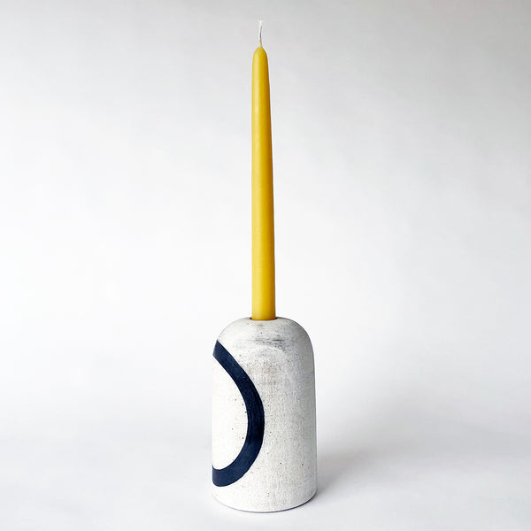 Taper Vessel - Oroboro