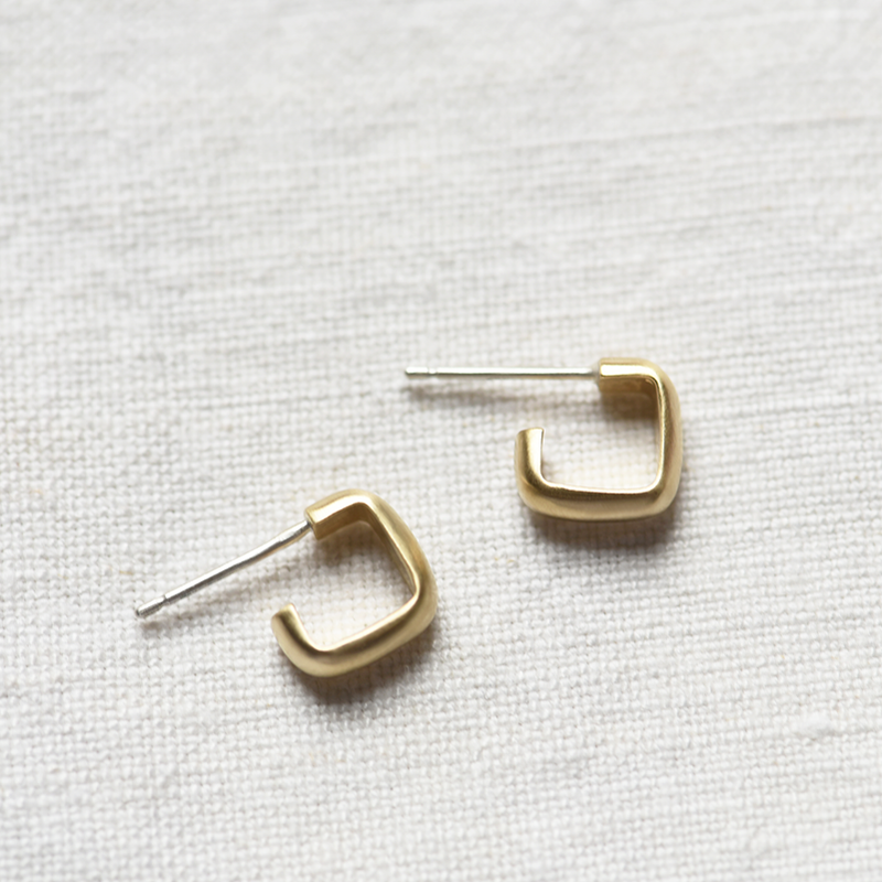 Square Hug Brass Hoop