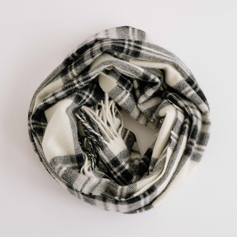 Merino Wool Wrap - Pearl/ Coal Plaid